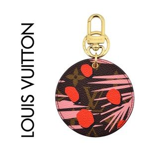 Authentic RARE💖Louis Vuitton Jungle Dots Charm & Key Holder